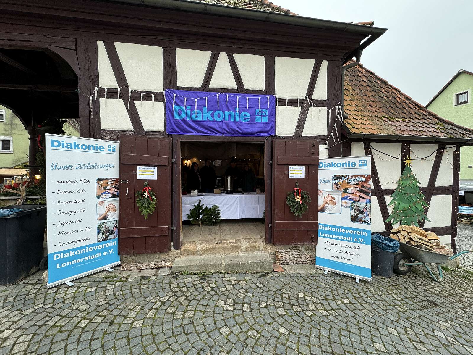 Adventsmarkt in Lonnerstadt